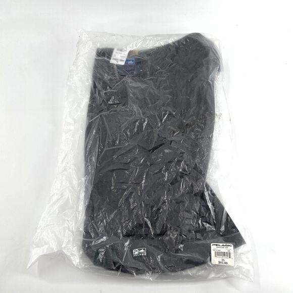 Pelagic Men's Graphite Madeira Cargo Hybrid 20" Shorts Size 36 - Picture 5 of 10